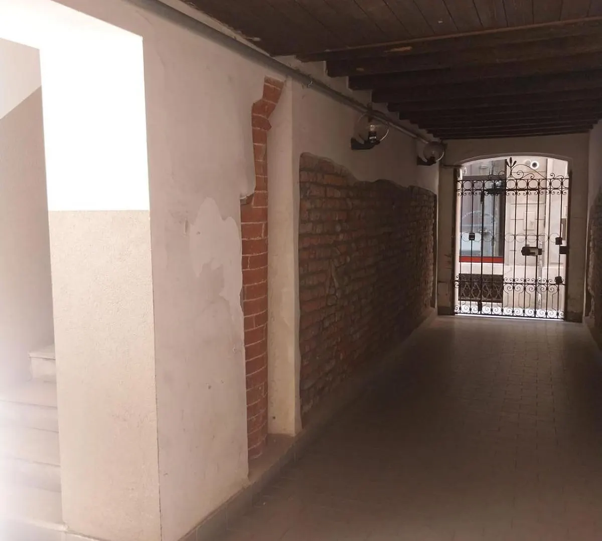 Appartamento Centro Storico Davanti Al Duomo Di パヴィーア